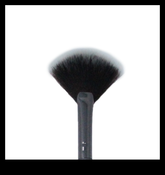 Η ευελιξία των βουρτσών ανεμιστήρα: Πέρα από το highlighter, εξερευνώντας νέες εφαρμογές